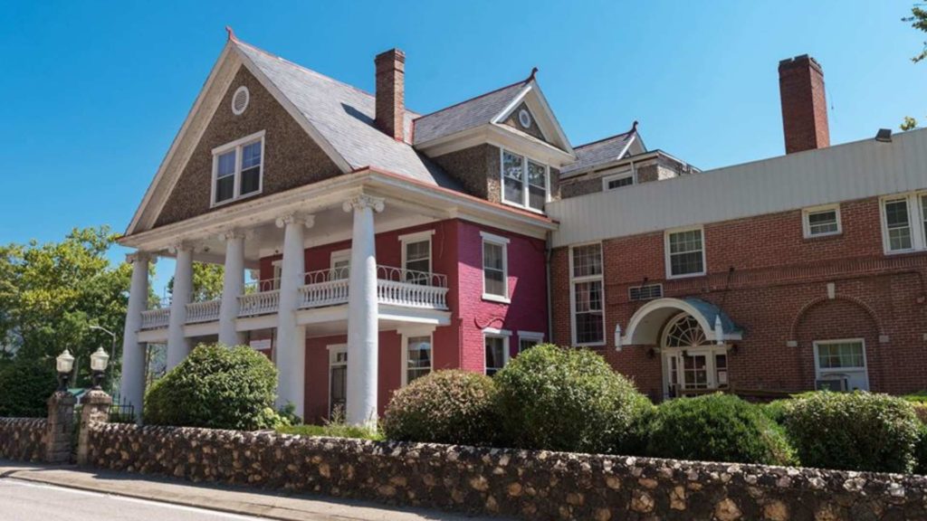 Glen Ferris Inn New River CVB